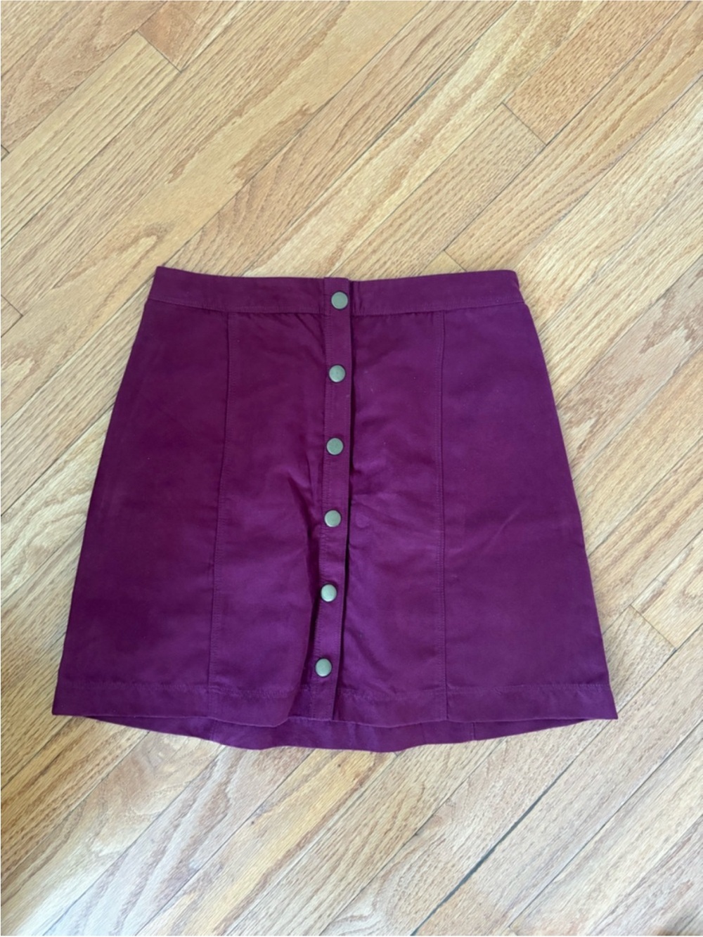 Hollister Button-Front Mini Skirt in Plum Size 0